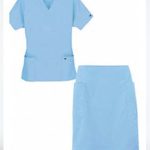 Scrub skirt set 4 pocket ladies half sleeves (2 pocket top 2 pocket skirt)